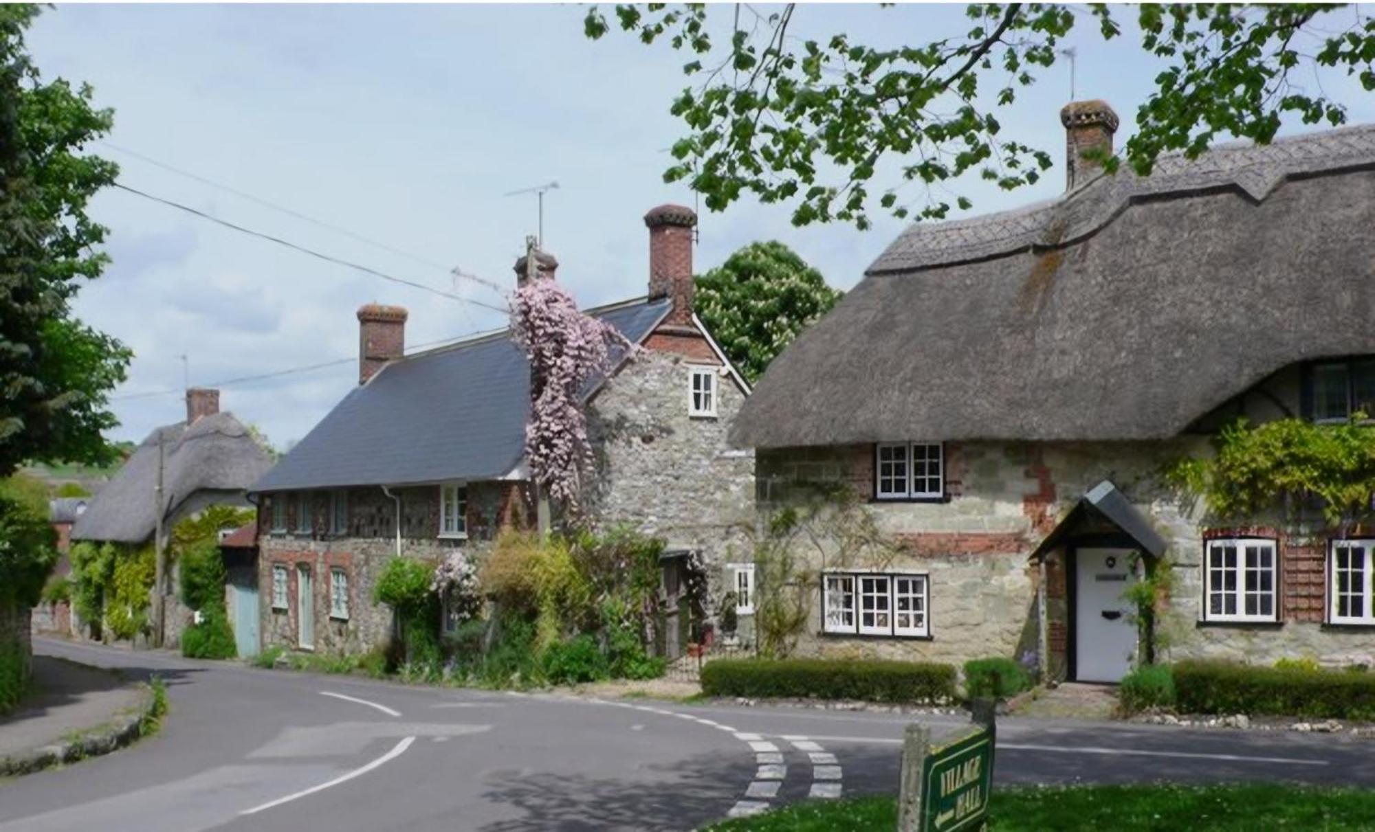 Hillarnias Tearoom And B&B Shaftesbury Exteriör bild