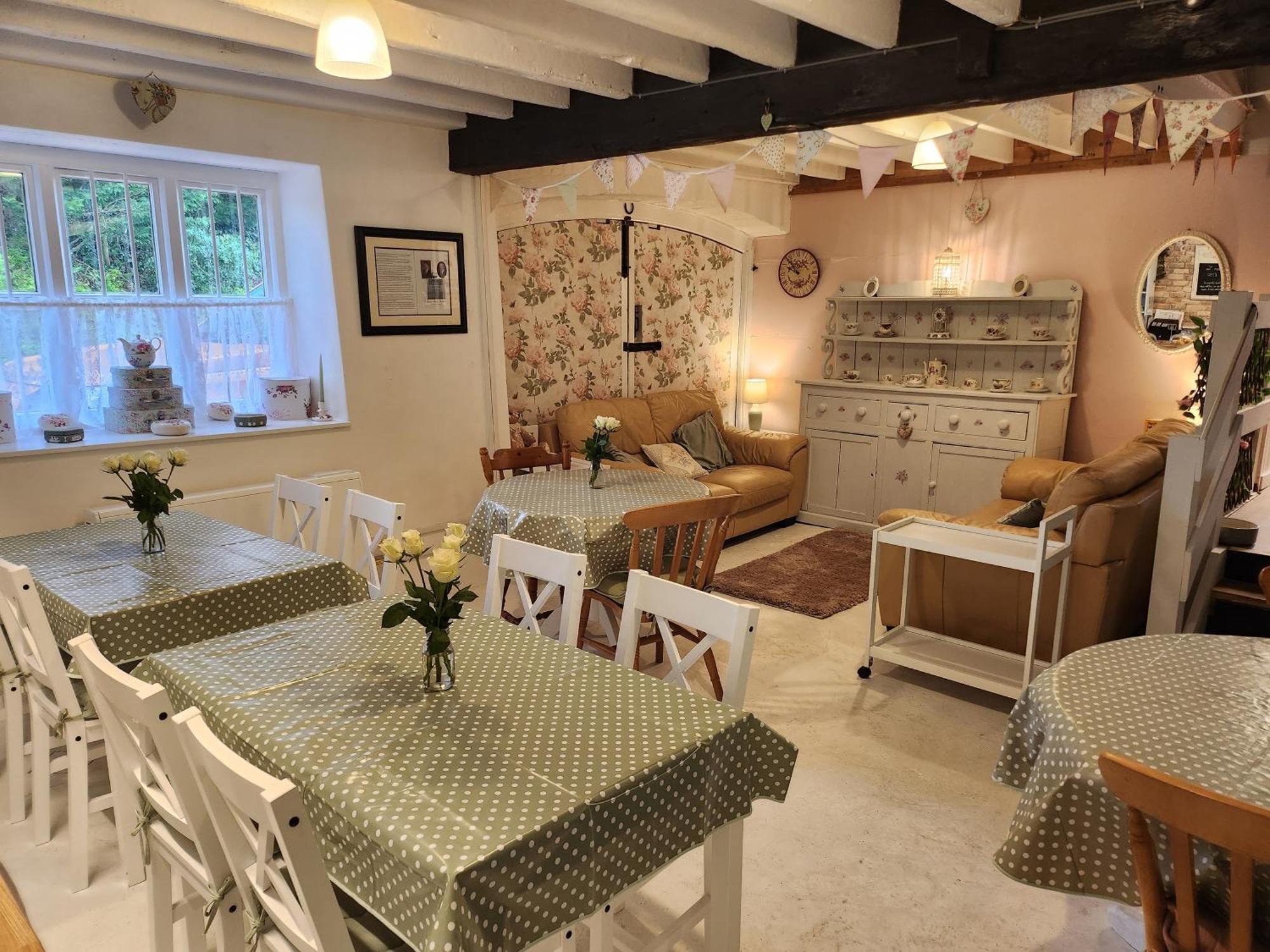 Hillarnias Tearoom And B&B Shaftesbury Exteriör bild